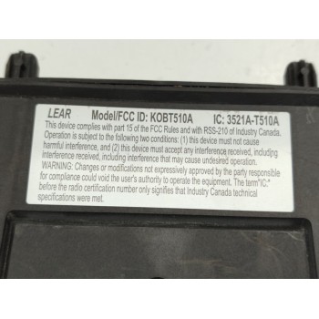 Recambio de caja reles / fusibles para land rover discovery sport se referencia OEM IAM FK7214F041AD  