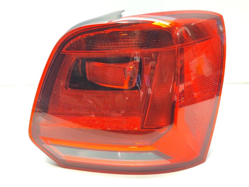 Recambio de piloto trasero derecho para volkswagen polo (6c1) comfortline bluemotion referencia OEM IAM 6C0945096K  