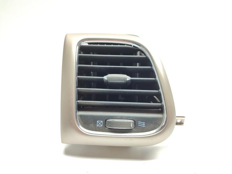 Recambio de rejilla aireadora para jeep gr.cherokee (wk) 3.0 crd limited referencia OEM IAM X90016501MR  