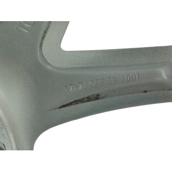 Recambio de llanta para toyota verso active referencia OEM IAM 426110F170  