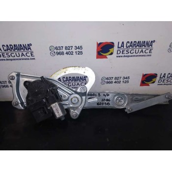 ELEVALUNAS DELANTERO DERECHO 807302741R 