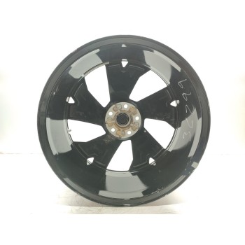 Recambio de llanta para renault austral techno esprit alpine referencia OEM IAM 403008811R  