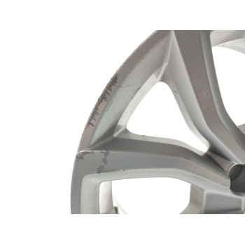 Recambio de llanta para renault clio iv limited referencia OEM IAM 403002455R  