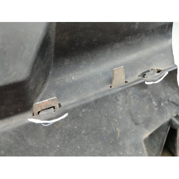 Recambio de rejilla delantera para opel zafira b cosmo referencia OEM IAM 13136136 M 