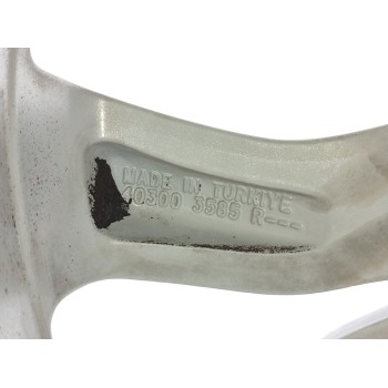 Recambio de llanta para renault clio iv limited referencia OEM IAM 403002455R  