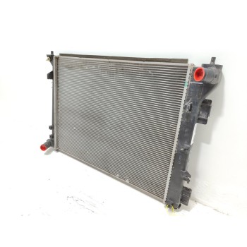 Recambio de radiador agua para hyundai tucson 25 aniversario 4x2 referencia OEM IAM 25310D7500  
