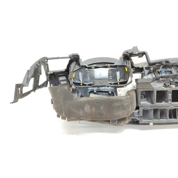 Recambio de salpicadero para hyundai genesis basis referencia OEM IAM 84530B1000  