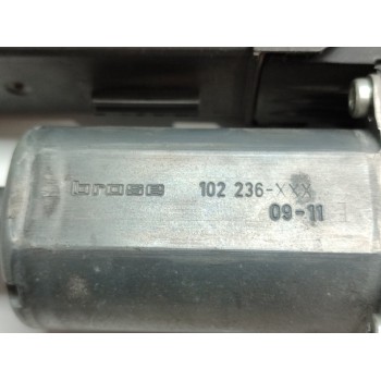 Recambio de motor elevalunas delantero derecho para seat exeo berlina (3r2) reference referencia OEM IAM 0130821764  