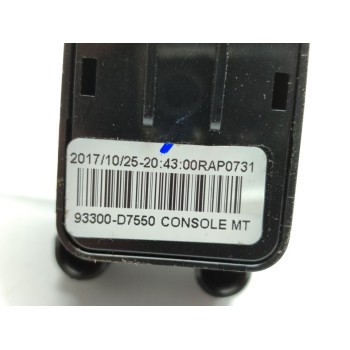 Recambio de interruptor para hyundai tucson 25 aniversario 4x2 referencia OEM IAM 93300D7550  