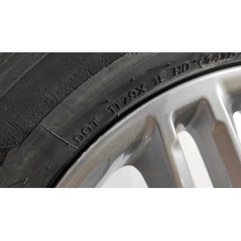 Recambio de juego llantas para hyundai kona essence 2wd referencia OEM IAM 52910J910  