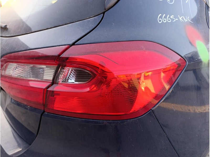 Recambio de piloto trasero derecho para ford fiesta (ce1) trend referencia OEM IAM H1BB13404AJ  