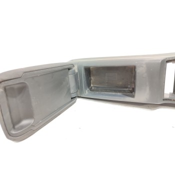 Recambio de apoyabrazos central para audi a3 (8v) ambiente referencia OEM IAM 8V1863241  