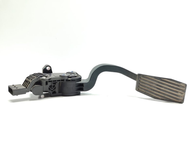 Recambio de pedal acelerador para opel combo d expression l1h1 referencia OEM IAM 51831864  