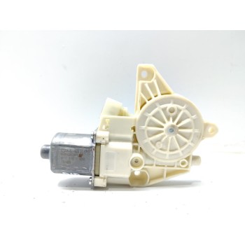 MOTOR ELEVALUNAS DELANTERO DERECHO A2048200242 