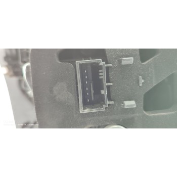 Recambio de piloto trasero izquierdo para volkswagen polo advance referencia OEM IAM 2G0945111B  