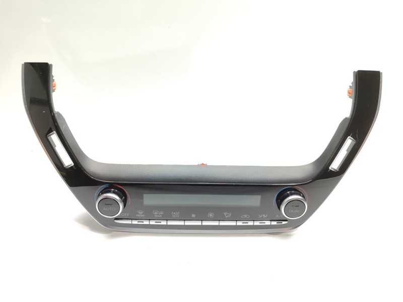 Recambio de mando climatizador para suzuki swace 1.8 hybrid gle referencia OEM IAM 5590002F30  
