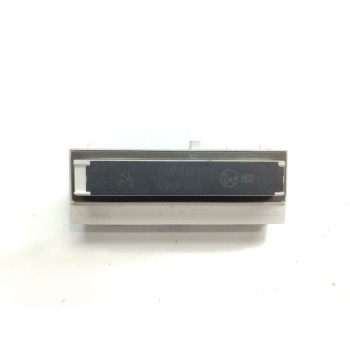 Recambio de pantalla multifuncion para suzuki swace 1.8 hybrid gle referencia OEM IAM 8395002520A  