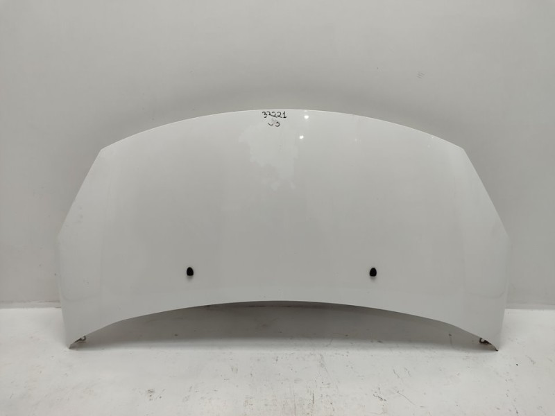 Recambio de capo para citroën c3 tonic referencia OEM IAM 9673706580  