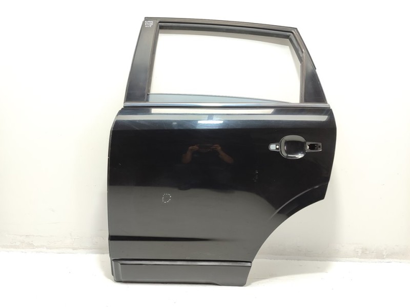 Recambio de puerta trasera izquierda para opel antara cosmo 4x4 referencia OEM IAM 95416996  