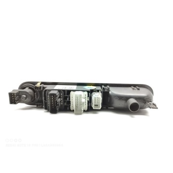 Recambio de mando elevalunas delantero izquierdo para renault espace iv (jk0) dynamique referencia OEM IAM 8200250650  