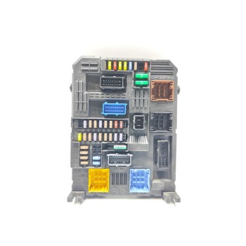 Recambio de caja reles / fusibles para opel grandland x ultimate referencia OEM IAM 9832881380  