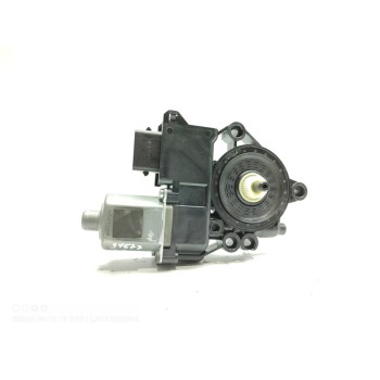 Recambio de motor elevalunas trasero derecho para hyundai i40 gls bluedrive / bluedrive referencia OEM IAM 834603Z010  