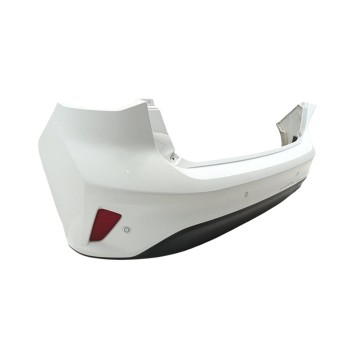 Recambio de paragolpes trasero para ford focus titanium referencia OEM IAM 2516297  