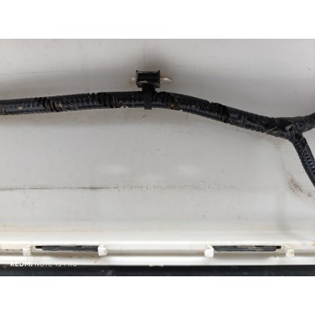 Recambio de paragolpes trasero para ford focus titanium referencia OEM IAM 2516297  