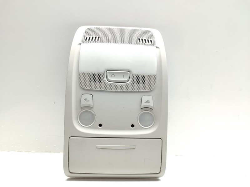 Recambio de luz interior para audi a4 ber. (b8) básico referencia OEM IAM 8T0947135A  
