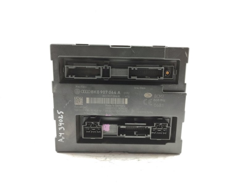 Recambio de modulo electronico para audi a4 ber. (b8) básico referencia OEM IAM 8K0907064A  