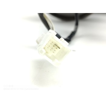 Recambio de retrovisor derecho para dacia duster ii essential referencia OEM IAM 963017684R  