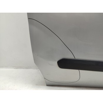 Recambio de puerta lateral corredera derecha para opel combo d kasten l1h1 2,2t referencia OEM IAM 95517785  