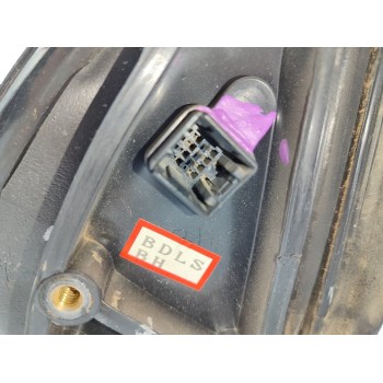 Recambio de retrovisor derecho para hyundai santa fe (sm) 2.0 gls crdi referencia OEM IAM 8762026300  