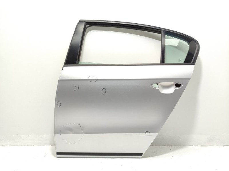 Recambio de puerta trasera izquierda para volkswagen passat lim. (362) advance bluemotion referencia OEM IAM 3AE833055  