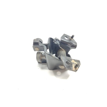 Recambio de soporte / guia puerta corredera para peugeot partner kombi access referencia OEM IAM 9680486480  