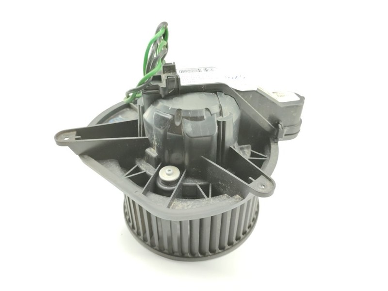 Recambio de ventilador calefaccion para jeep gr. cherokee (wh) 3.0 crd 65 aniversario referencia OEM IAM 929437S  