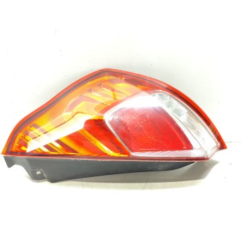 PILOTO TRASERO DERECHO C1BB13404AE 