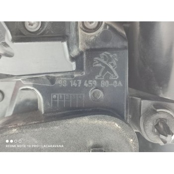 Recambio de piloto trasero derecho para peugeot 2008 (--.2013) allure referencia OEM IAM 9814745980  