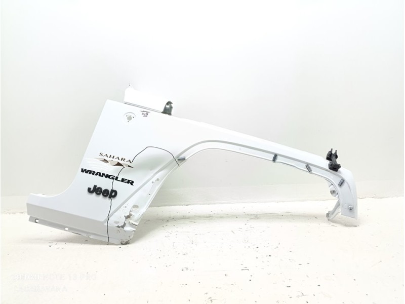 Recambio de aleta delantera derecha para jeep wrangler / wrangler unlimited sahara referencia OEM IAM 68029992AB  