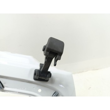 Recambio de aleta delantera derecha para jeep wrangler / wrangler unlimited sahara referencia OEM IAM 68029992AB  