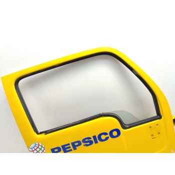 Recambio de puerta delantera derecha para nissan cabstar 01.04  cabina simple cabina individual referencia OEM IAM   