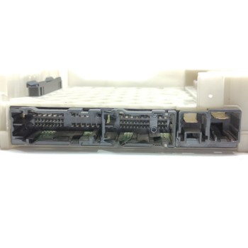 Recambio de modulo electronico para suzuki swace 1.8 hybrid gle referencia OEM IAM 8273002P80A  