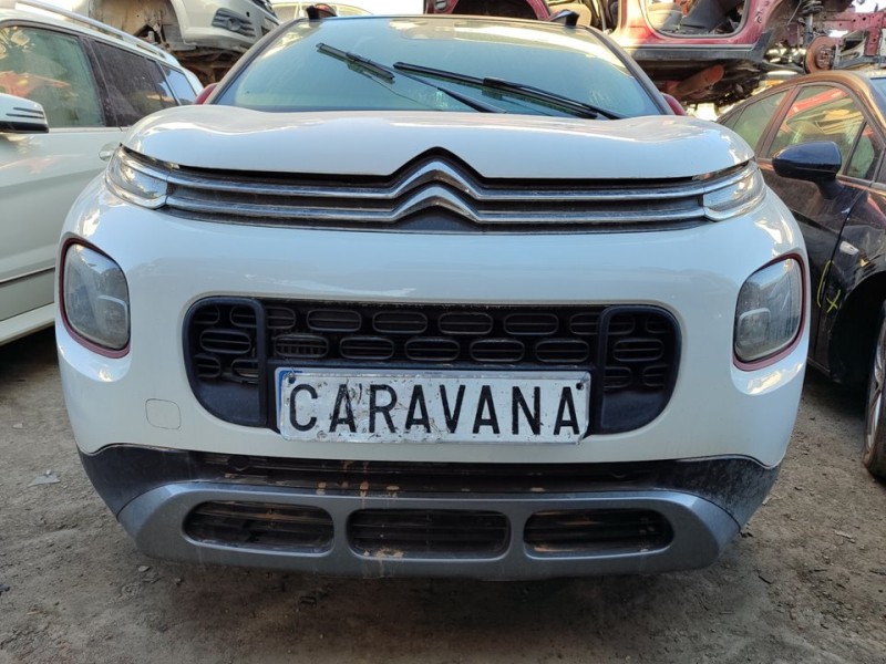 Recambio de paragolpes delantero para citroën c3 aircross c-series referencia OEM IAM 1637768180  