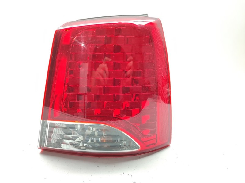 Recambio de piloto trasero derecho para kia sorento emotion 4wd referencia OEM IAM 924022P020  