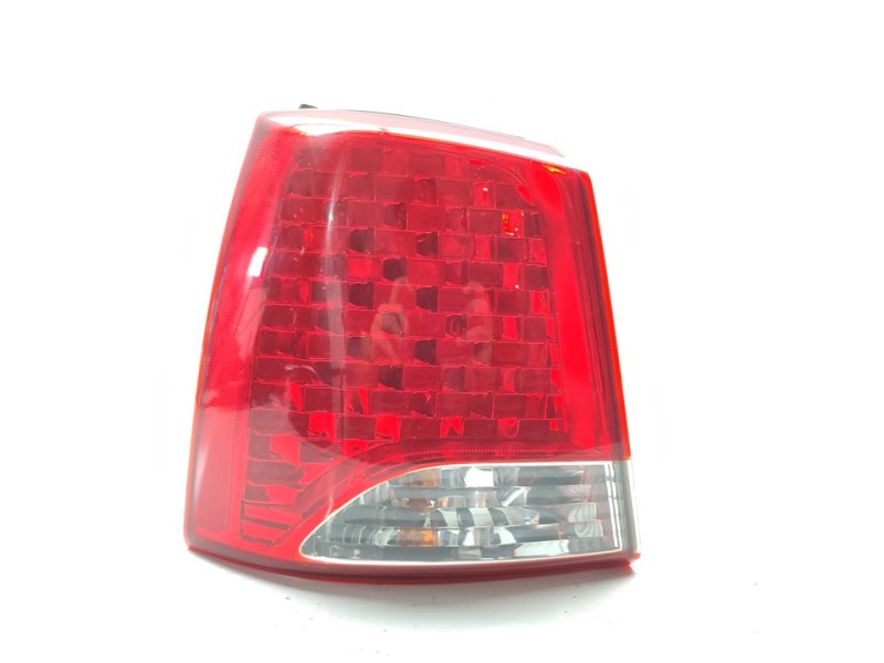 Recambio de piloto trasero izquierdo para kia sorento emotion 4wd referencia OEM IAM 924102P020  