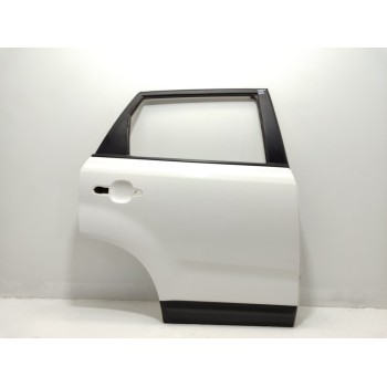 PUERTA TRASERA DERECHA 770042P010 