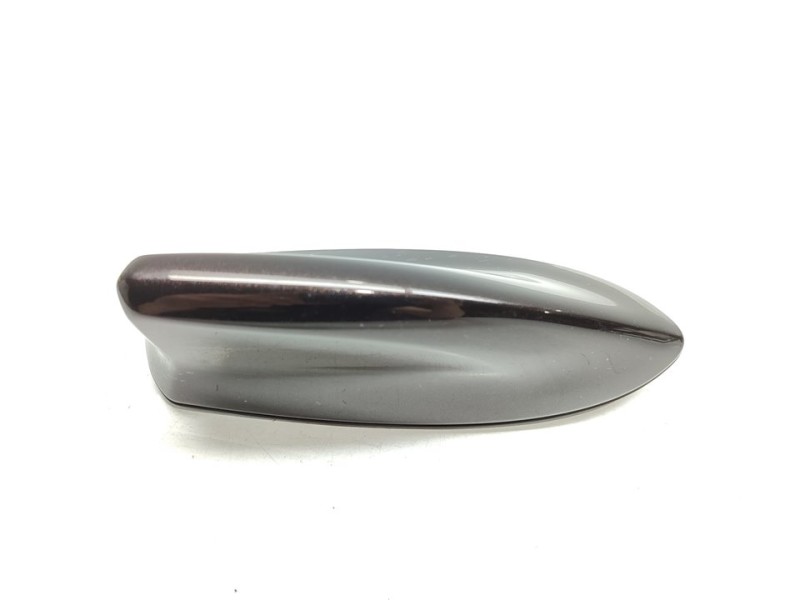 Recambio de antena para suzuki swace 1.8 hybrid gle referencia OEM IAM 8607747010A0  