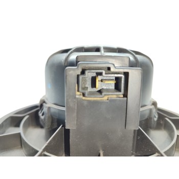Recambio de ventilador calefaccion para kia sorento emotion 4wd referencia OEM IAM 971132P700  