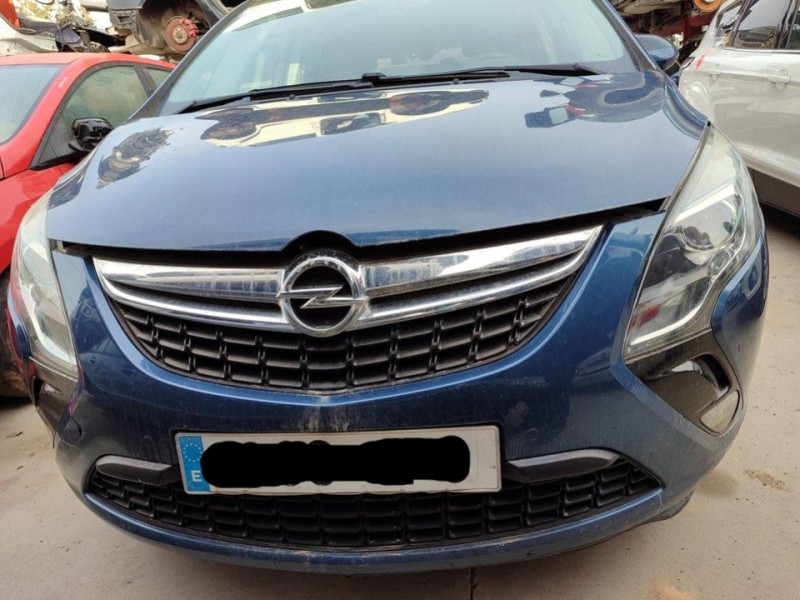 Recambio de paragolpes delantero para opel zafira tourer selective referencia OEM IAM 20951661  
