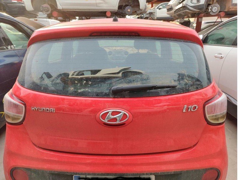 Recambio de porton trasero para hyundai i10 tecno bluedrive referencia OEM IAM 73700B9030  